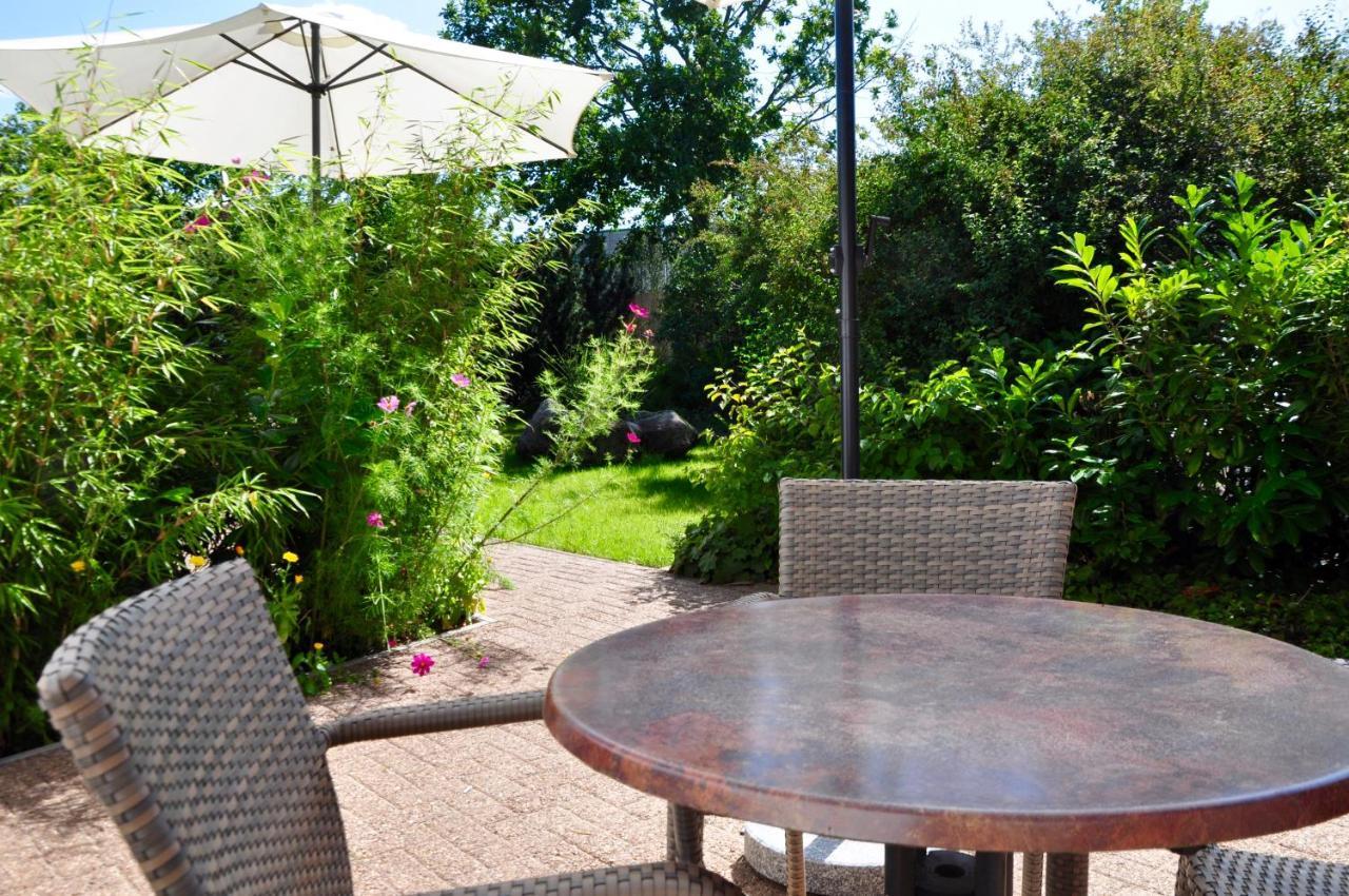 Ferienhaus Pension Sonnenblume Elmenhorst/Lichtenhagen Екстер'єр фото